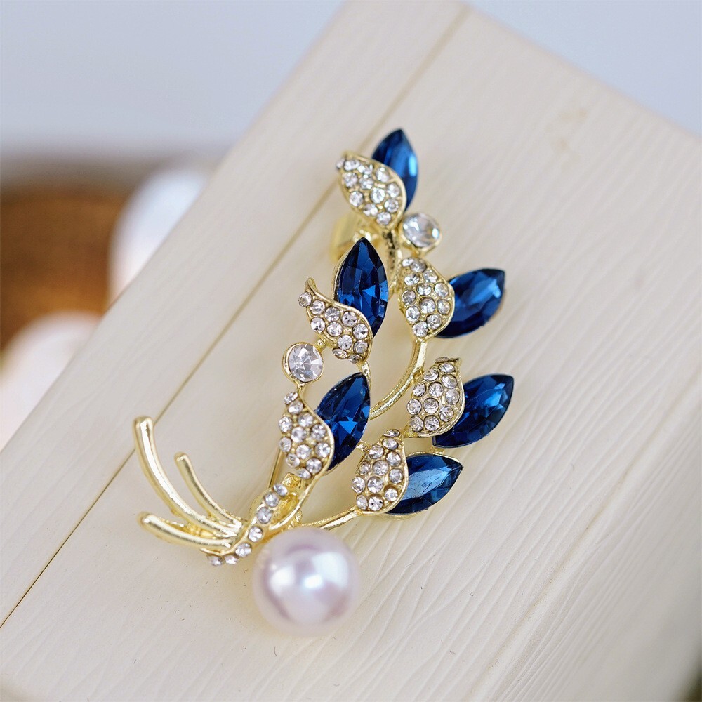 Women Vintage Blue Crystal Brooch Fashion Plant Flower Brooches Rhinestone Pins