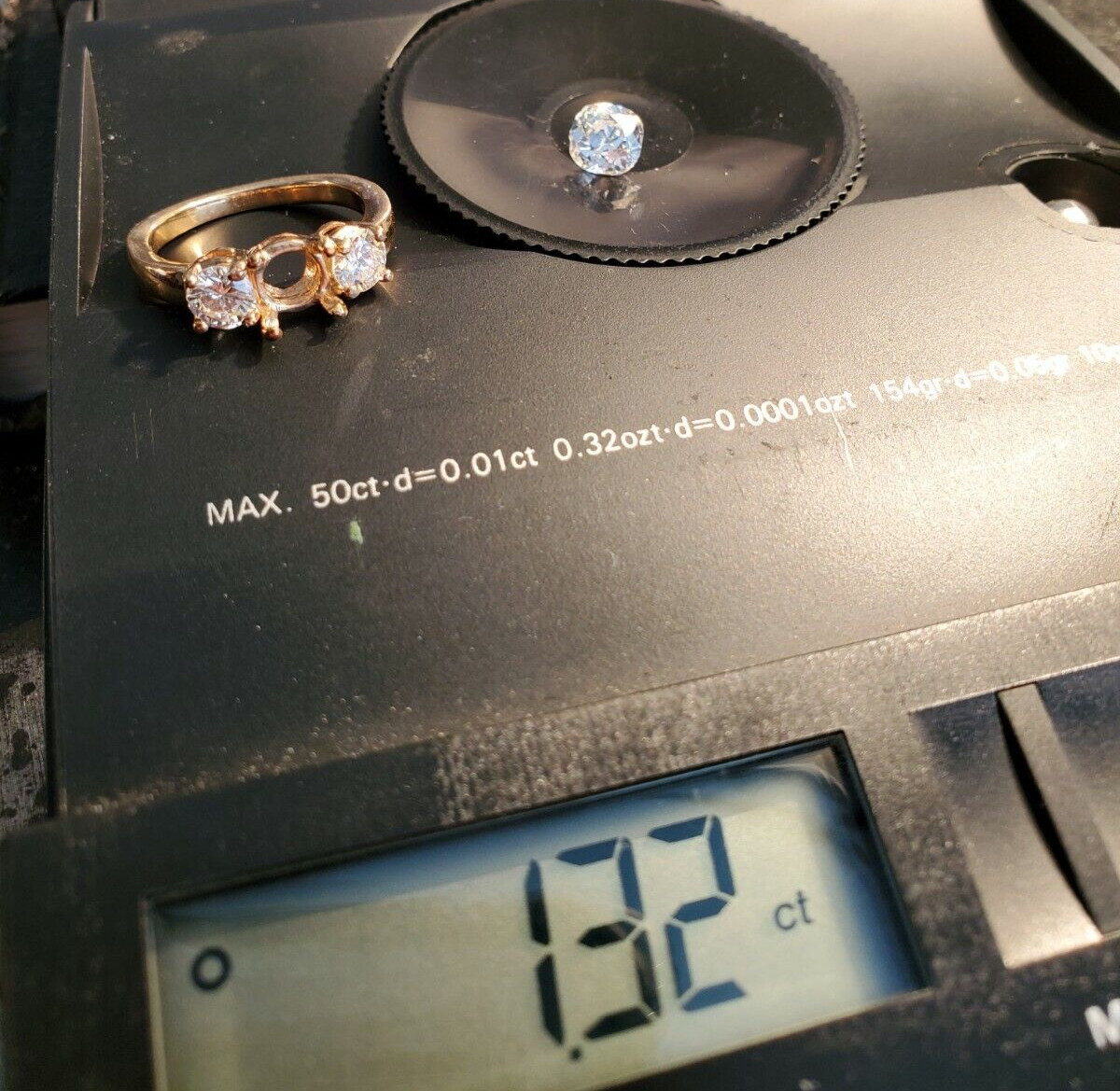 Original EARTH MINED DIAMOND Cushion cut Deco Engagement Ring 3 Stone 14K GOLD