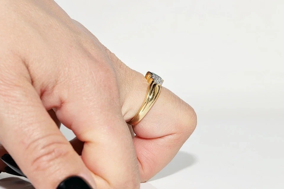 Art Deco Style 2Ct Lab Created Diamond & Emerald Engagement 14K Gold Finish Ring
