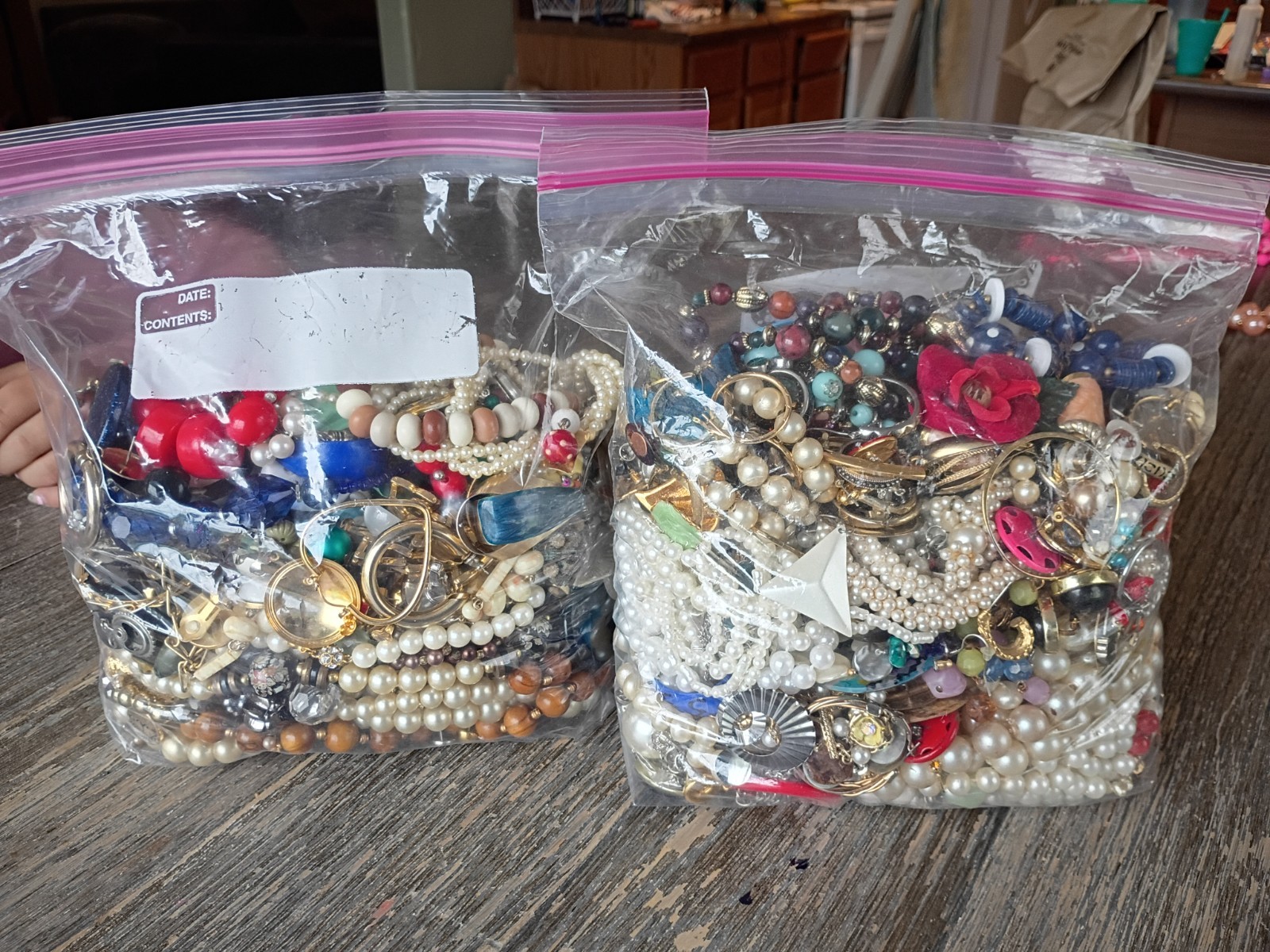 jewelry lot vintage.. mixed items from vintage to modern .