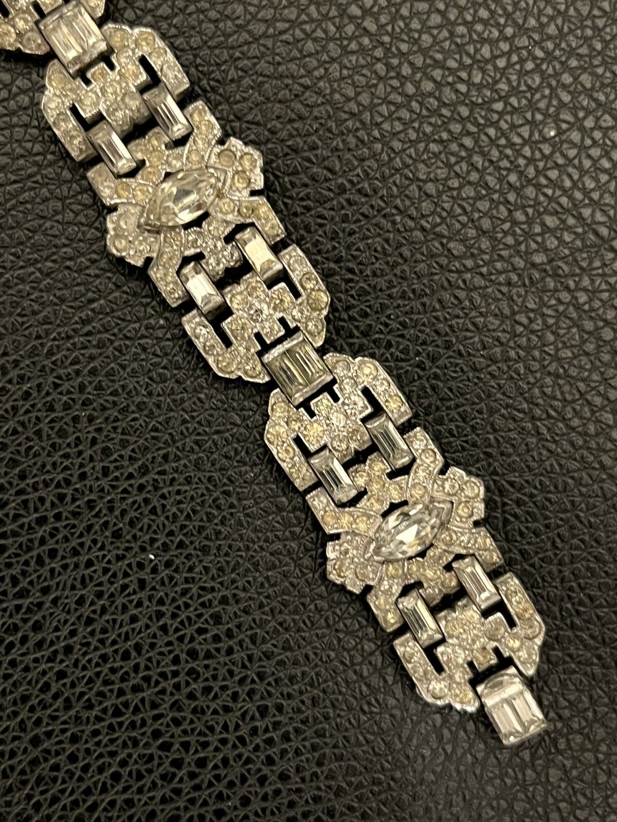KTF TRIFARI 1930’S BRACELET Art Deco Wide Pave CLEAR Rhinestone Baguette 7.25