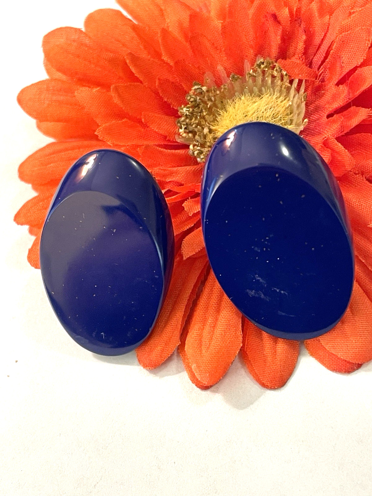 Kai-Yin Lo Signed Earrings Modernist Lapis Blue Clip-on 1.5″ Hong Kong Designer