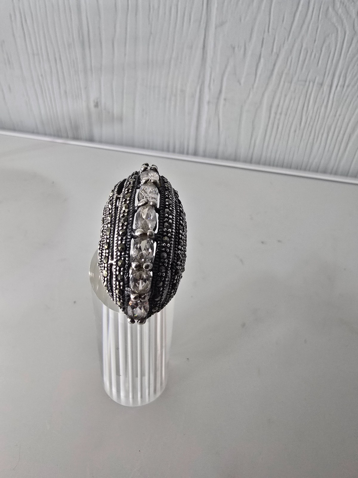 Vintage 925 Sterling Silver Marquesite Clear stone statement dome shiel ring TH