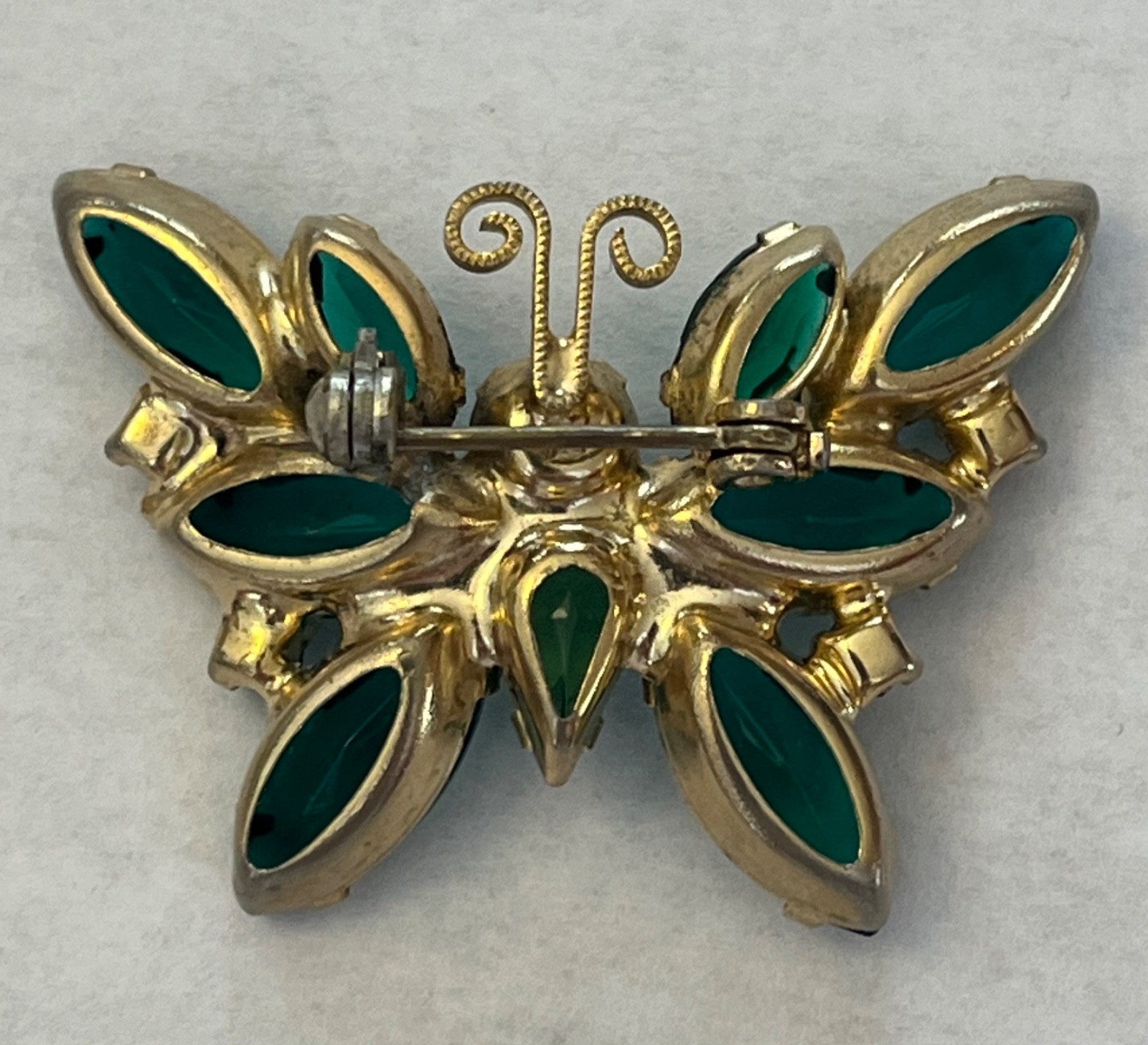 Gorgeous MCM Gold Tone Prong Set Butterfly Brooch Teal Navette&Round Rhinestones