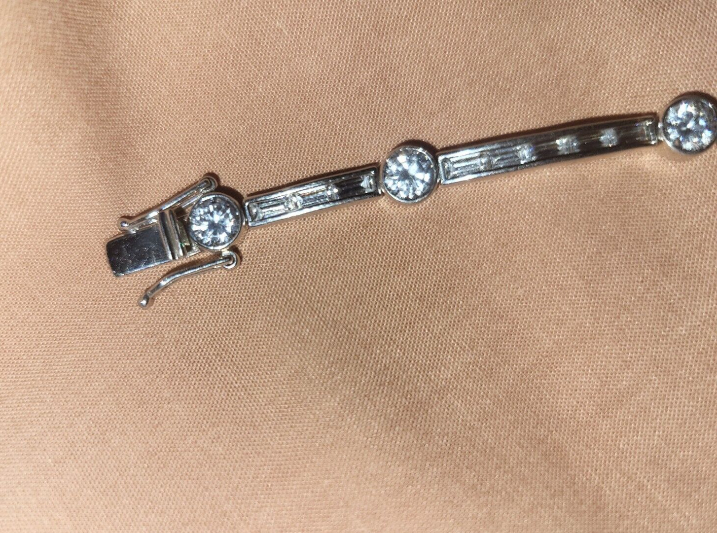 Bracelet 8 1/2 inches, Unisex, 925 Silver, CZ’s, Station Style, Gorgeous