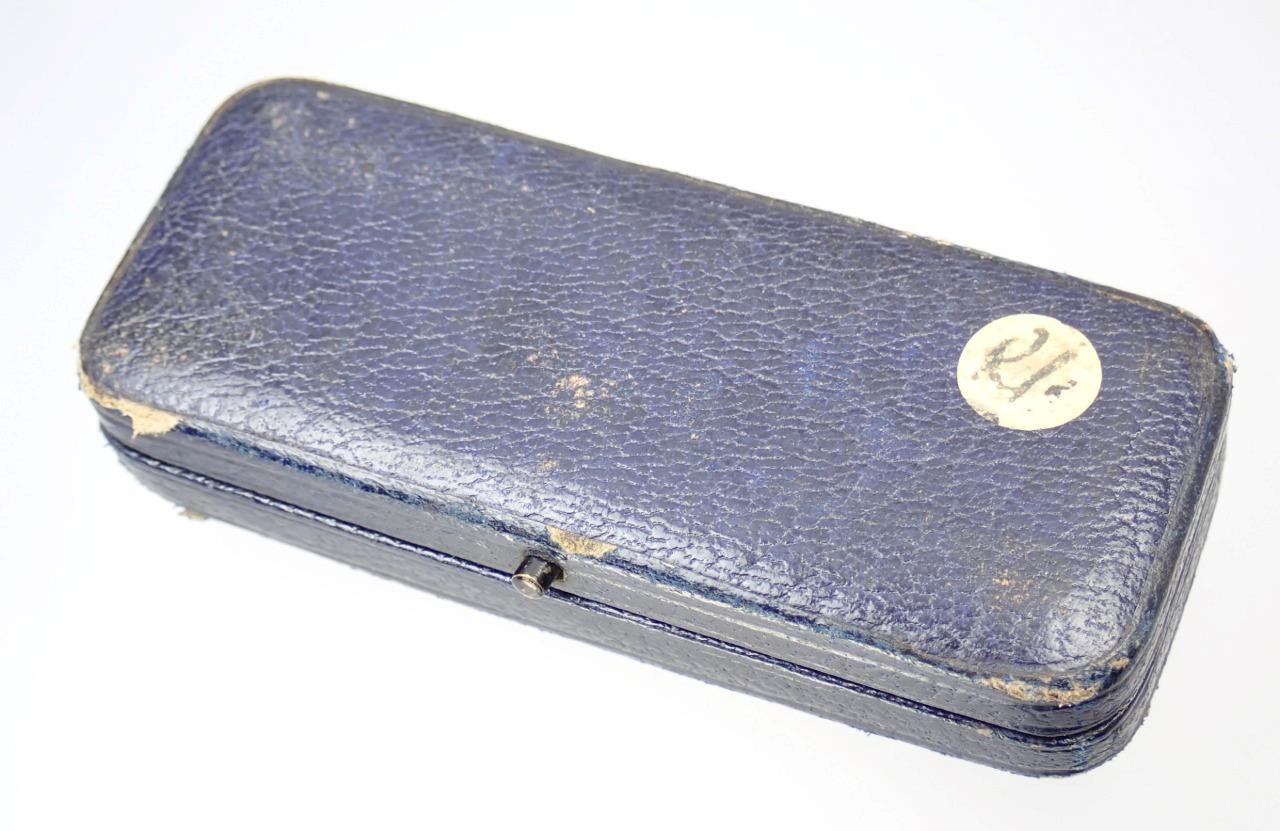 Pretty Antique Victorian 12K Gold Old Mine Cut Diamond Collar Stud Stick Pin Box