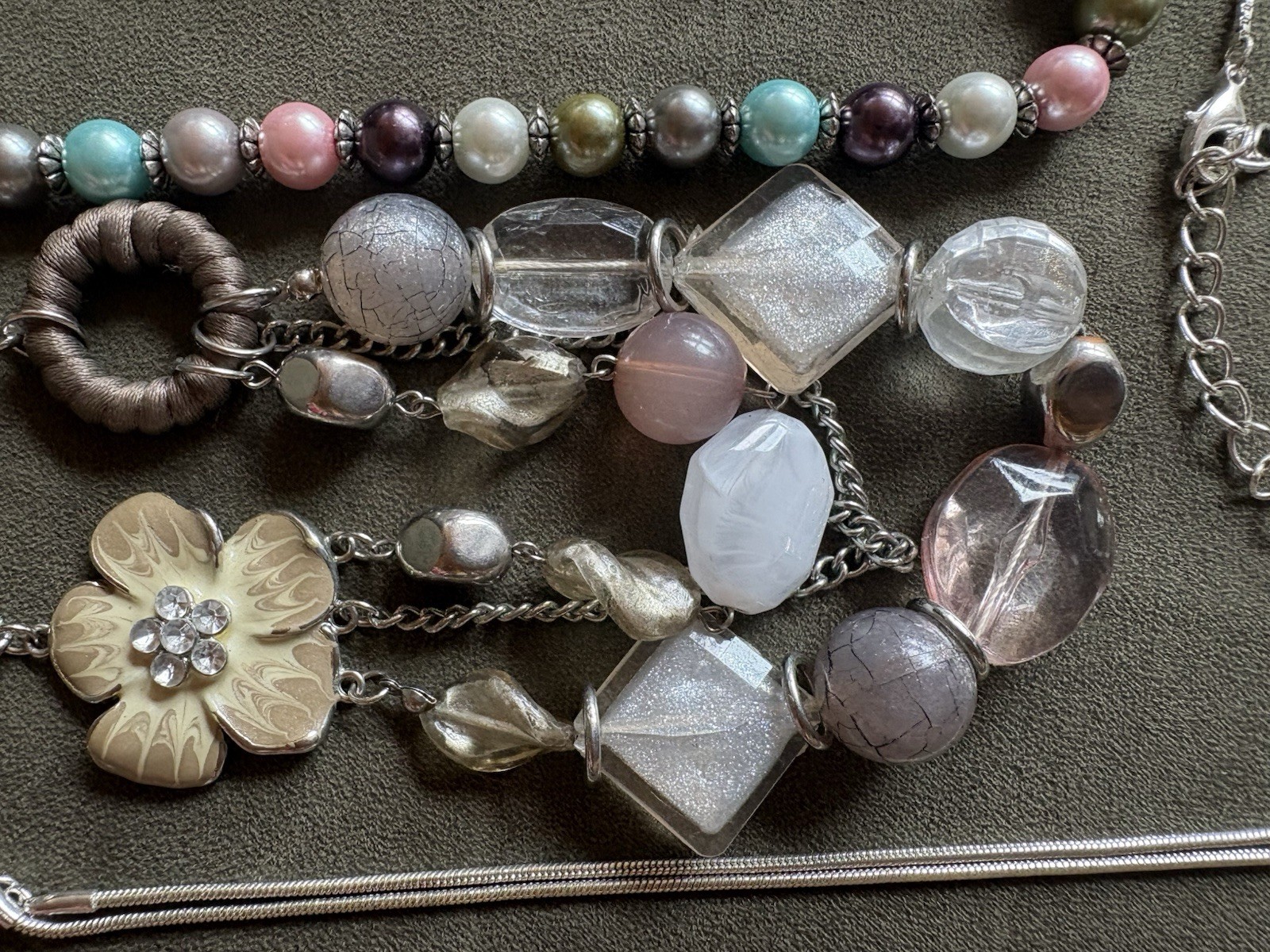 VINTAGE & MODERN ESTATE JEWELRY LOT UNSIGNED COSTUME & FASHION