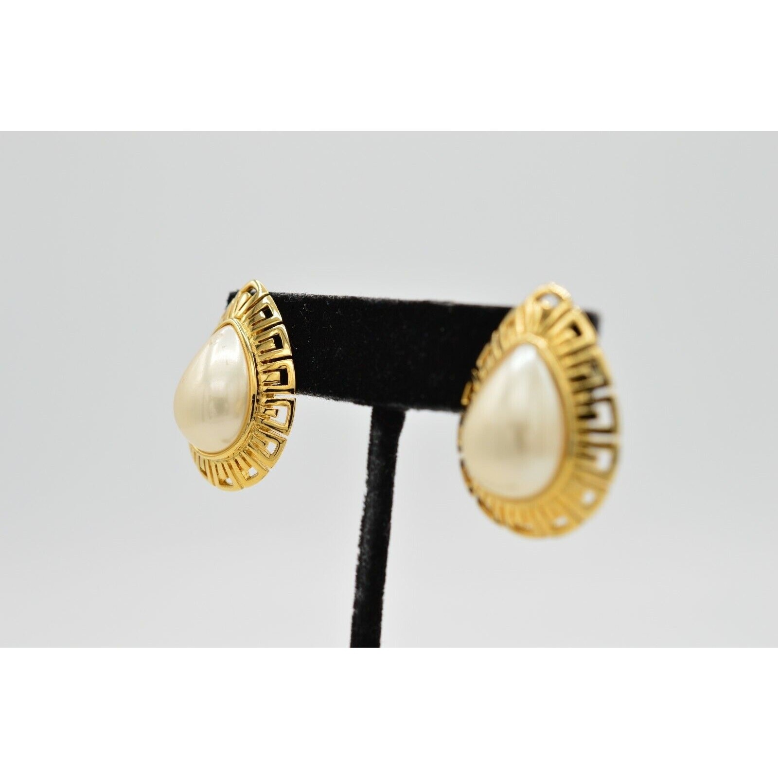 Vintage Pierced Earrings Pierced Gold Faux Pearl Teardrop Chunky NOS 1980s A21