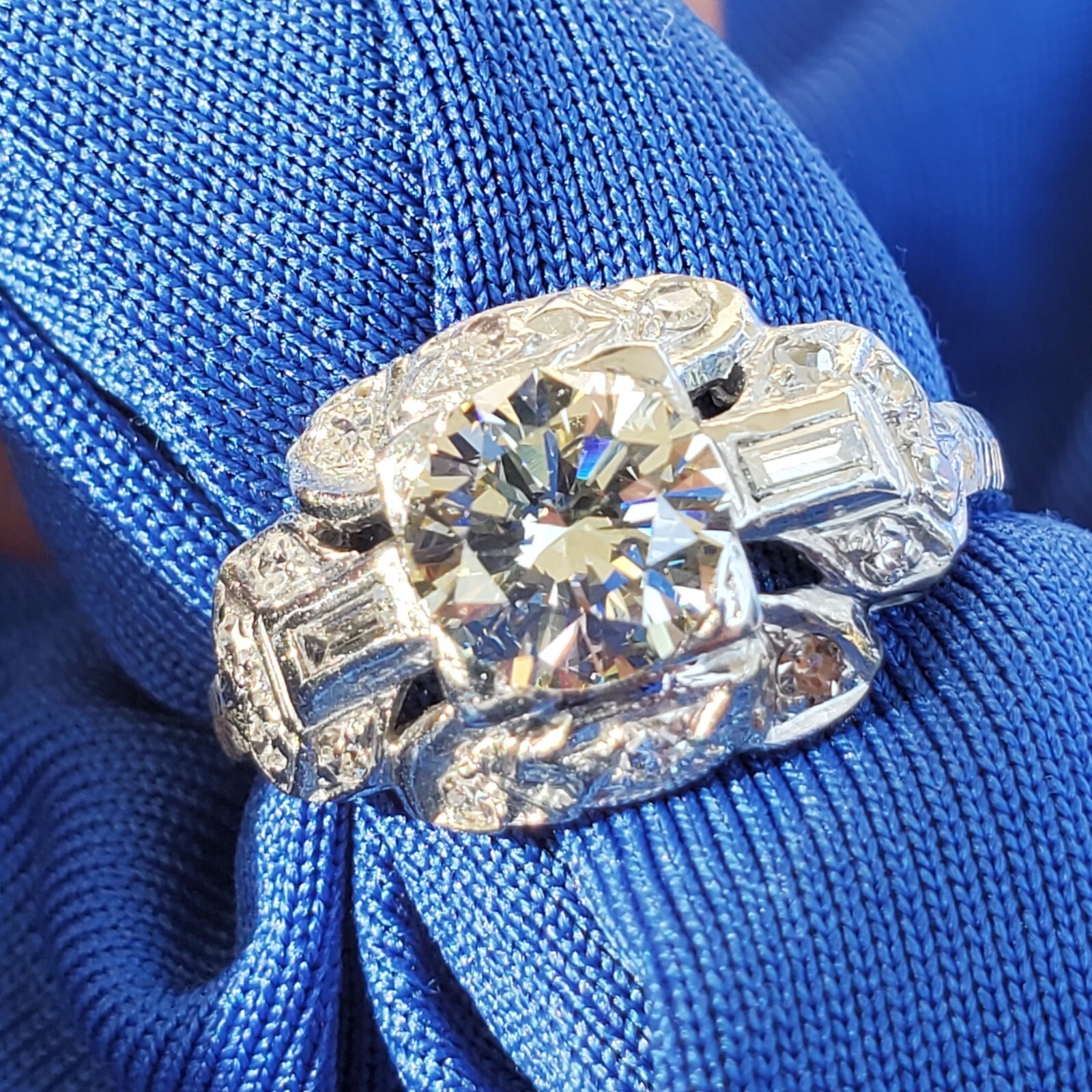 Original EARTH MINED DIAMOND Art Deco Engagement Ring Vintage PLATINUM Solitaire