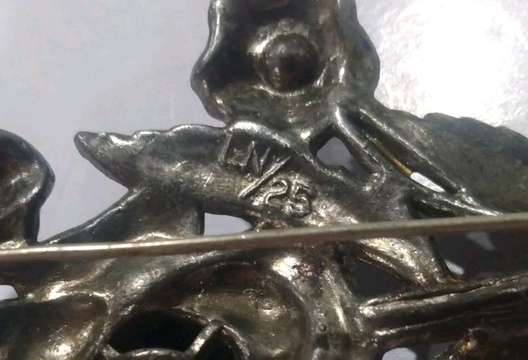 Little Nemo Rhinestone Brooch 1940s Clear Gun Metal Tone VTG Floral Bouquet 3.5″