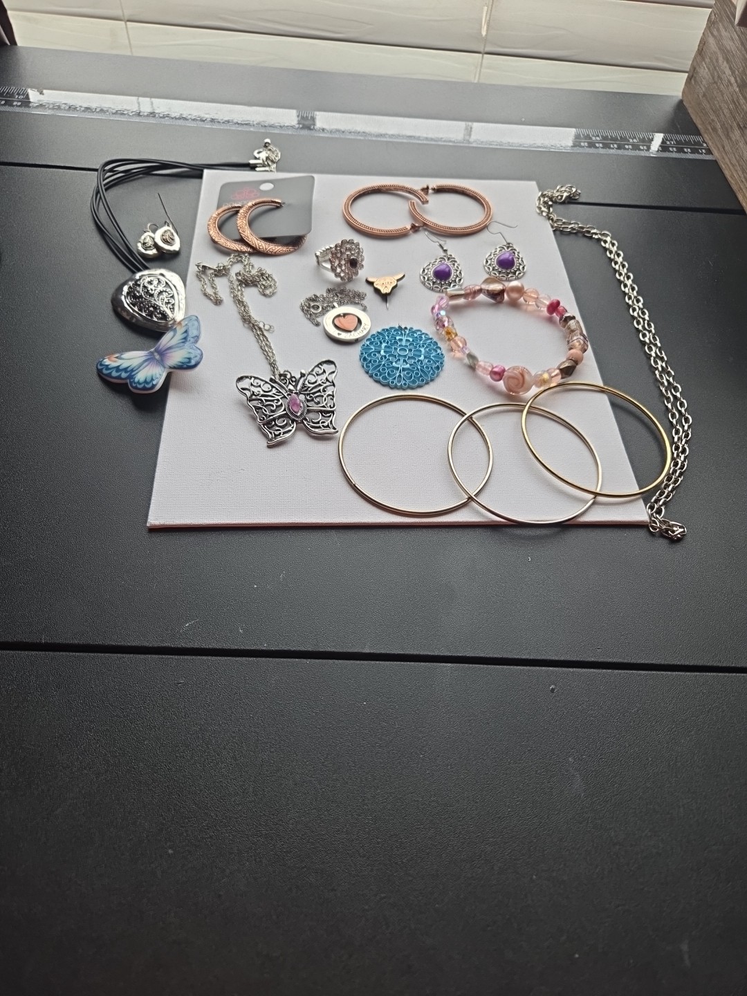 Vintage and Modern Lot Jewelry 17 Pieces Lot 14