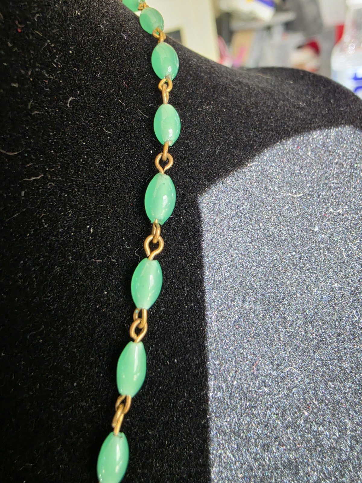 Beautiful Vintage Mid-Century 1940s/1950s Floral Ivy Bib Choker Necklace – 15…