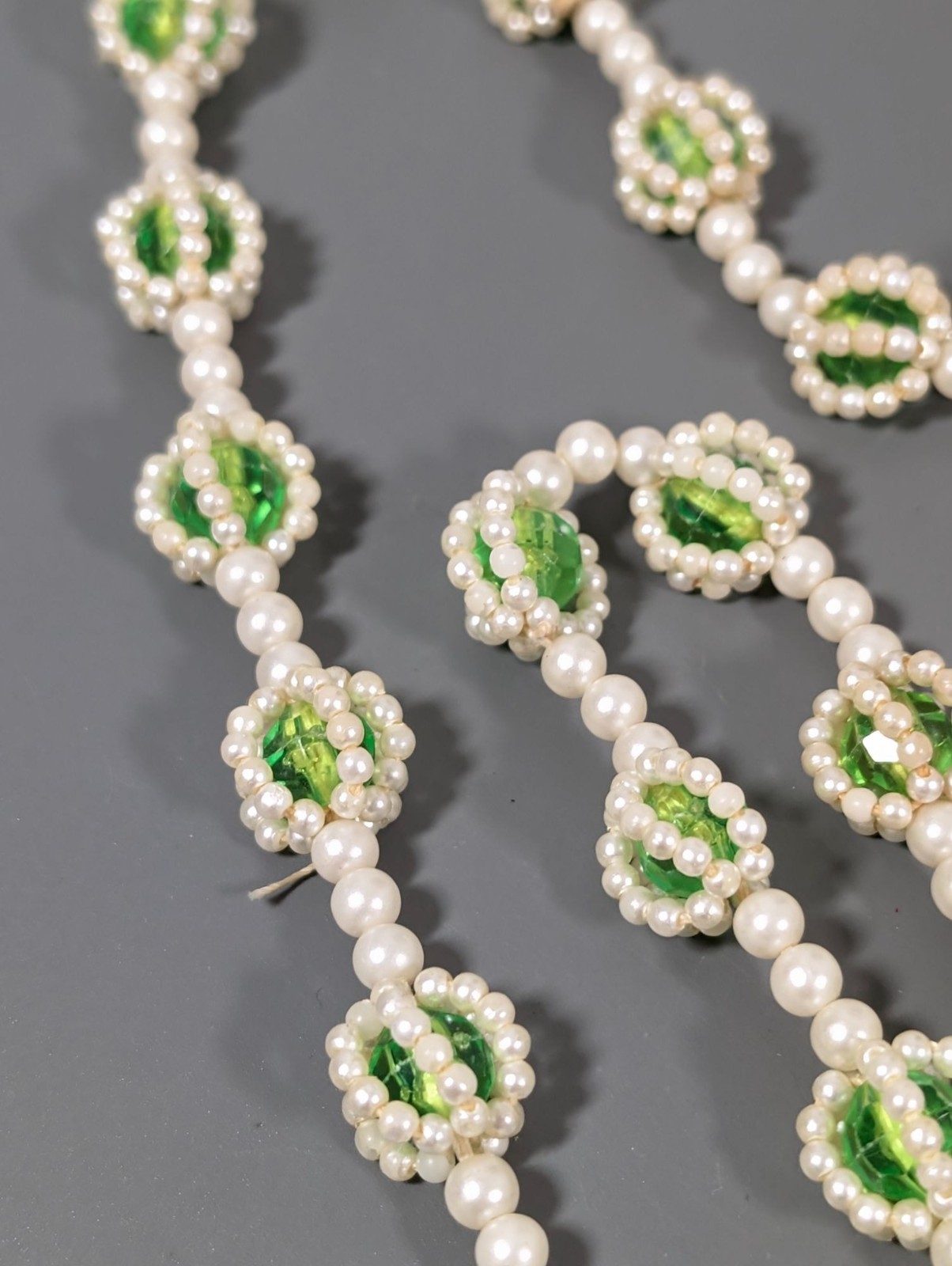 Vintage Faux Pearl Bright Green Woven Style Beaded Necklace 30″