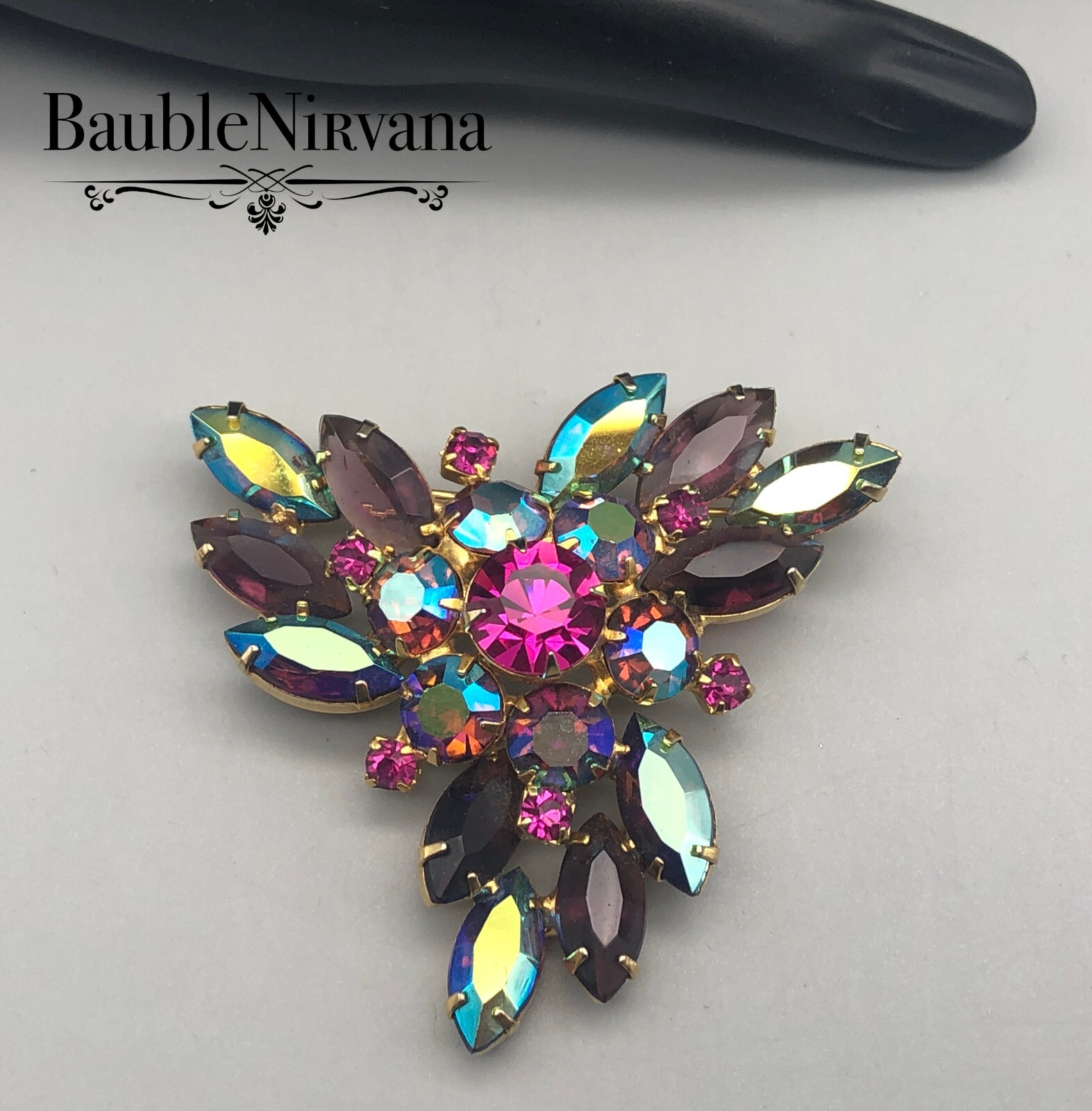 Vintage Juliana Prong Set Raspberry Purple Iridescent AB Triangle Brooch Pin