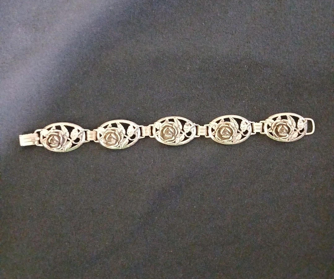 DANECRAFT Vintage Sterling Silver Floral Rose and Leaf Oval Link Bracelet RARE *
