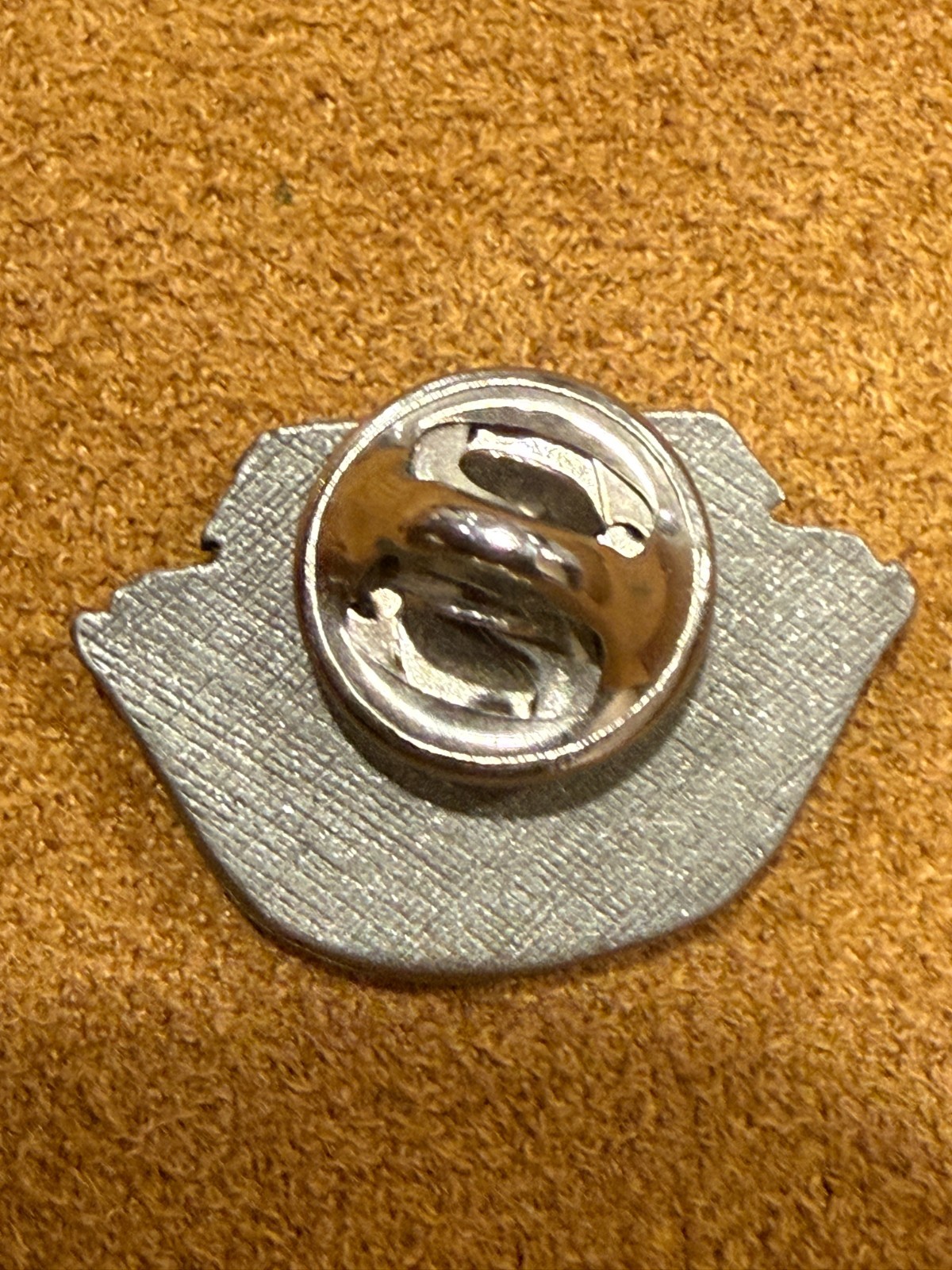 VTG Noah’s Ark Pewter Floating House Boat Silver-Tone Metal Alloy Lapel Pin 7320
