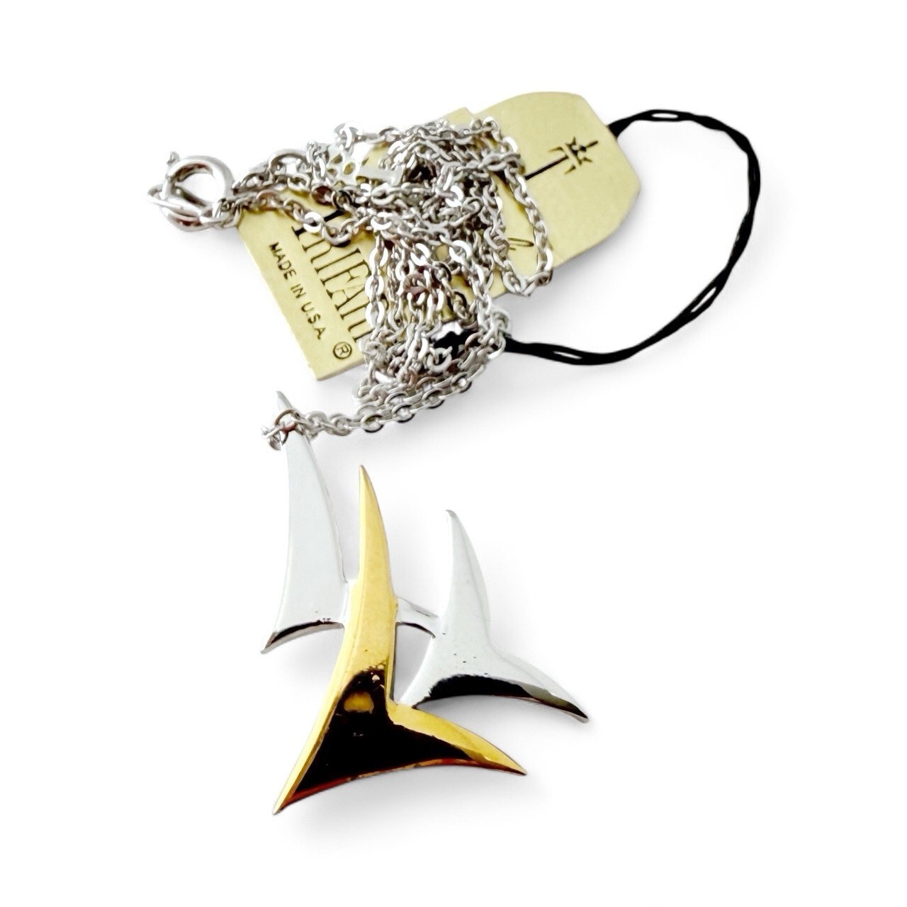 Vintage Crown TRIFARI Two Tone Sculptural Birds Pendant Chain Necklace