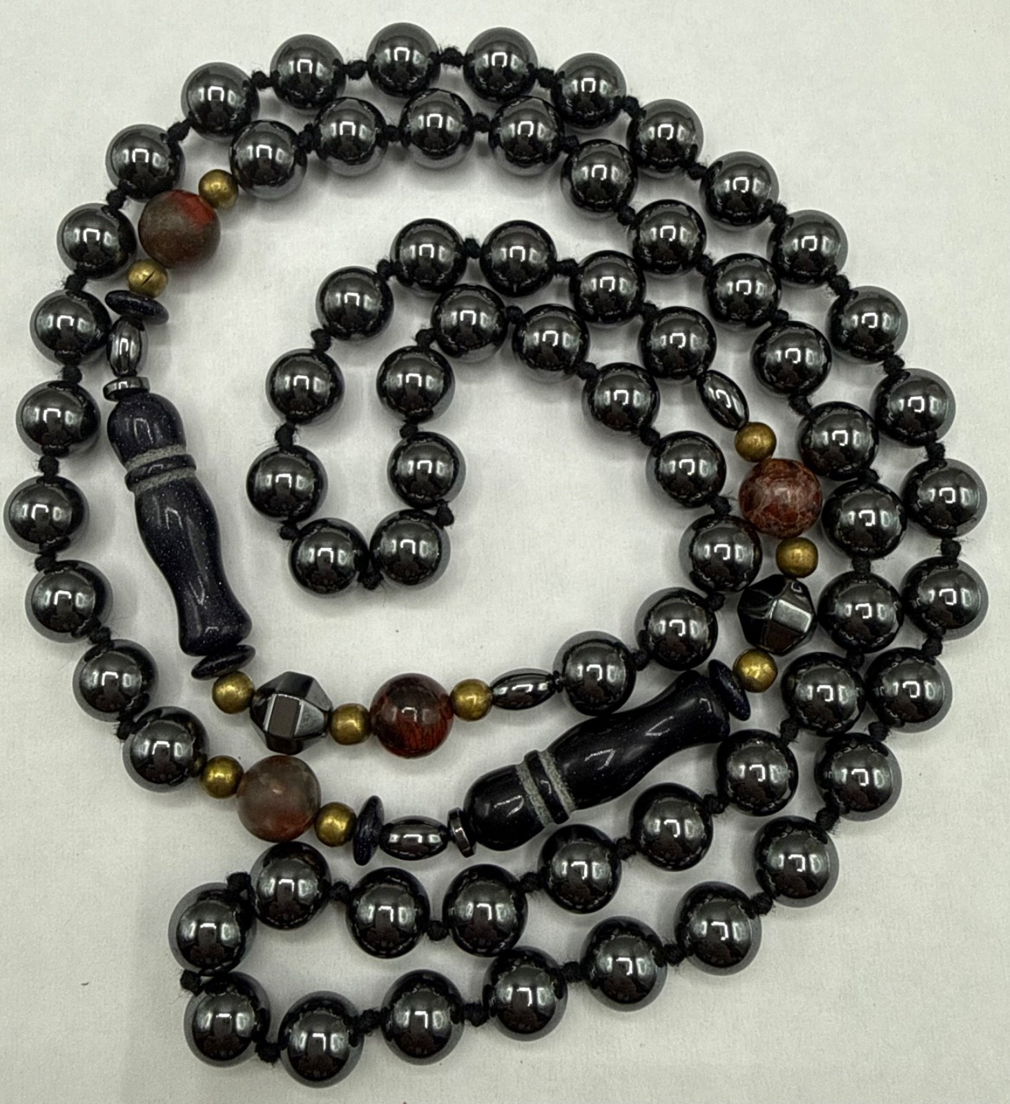 VINTAGE HAND KNOTTED HEMATITE AGATE BLACK SAND STONE LINK BEAD NECKLACE 30″