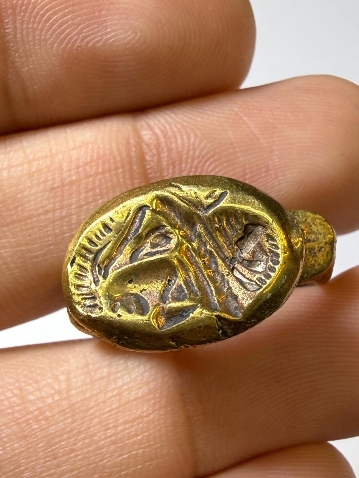 Antique greek king Bronze Ring – Tribal Intaglio Face Ring – Size 9