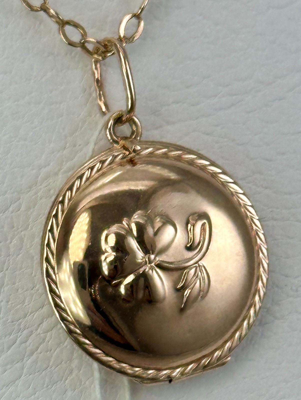 USSR Vintage Original Solid Rose Gold Locket Photo 583 14K 2,56 g. Ukraine 1977