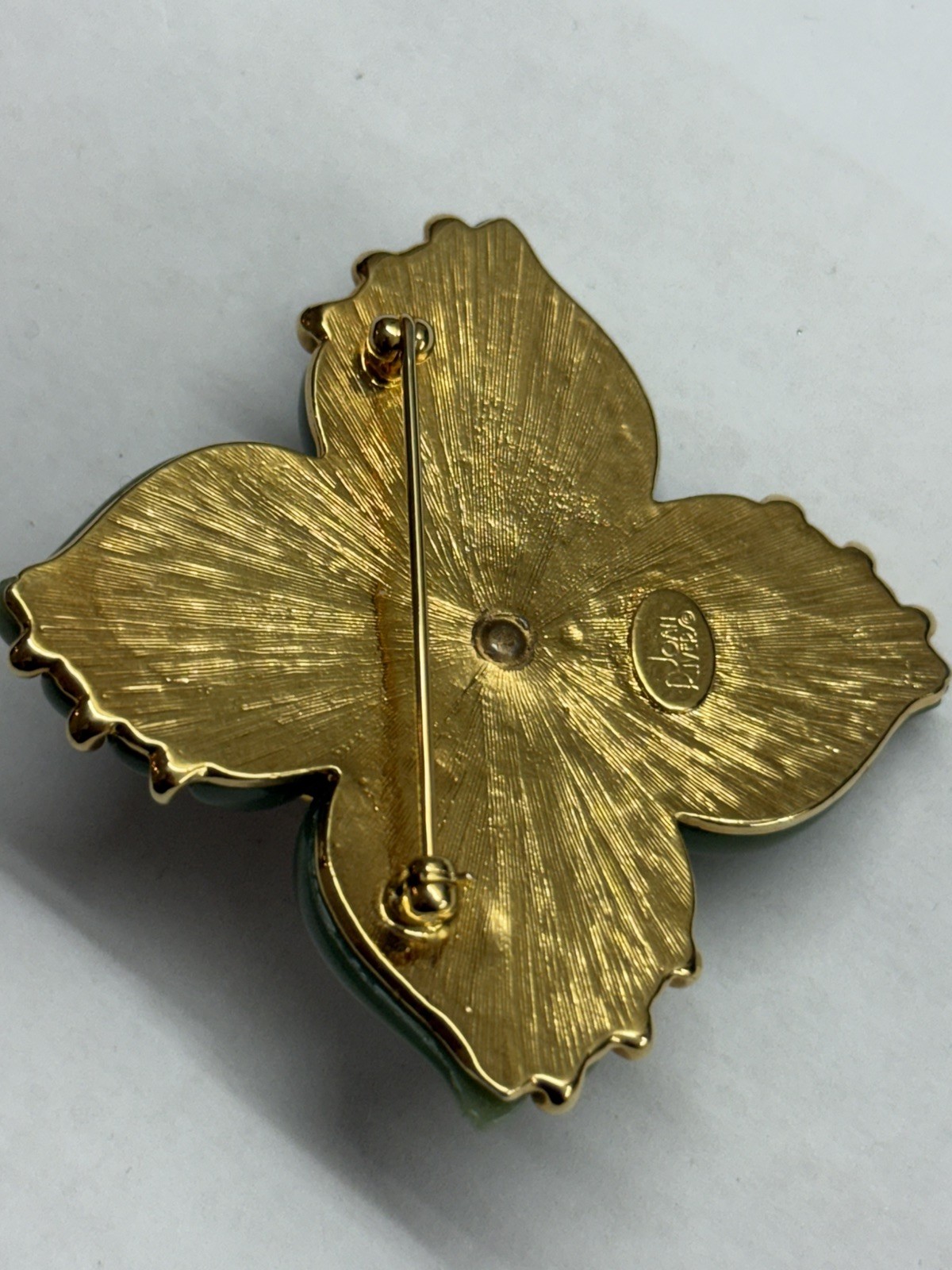 Vintage Joan Rivers Coral Flower brooch 1990s