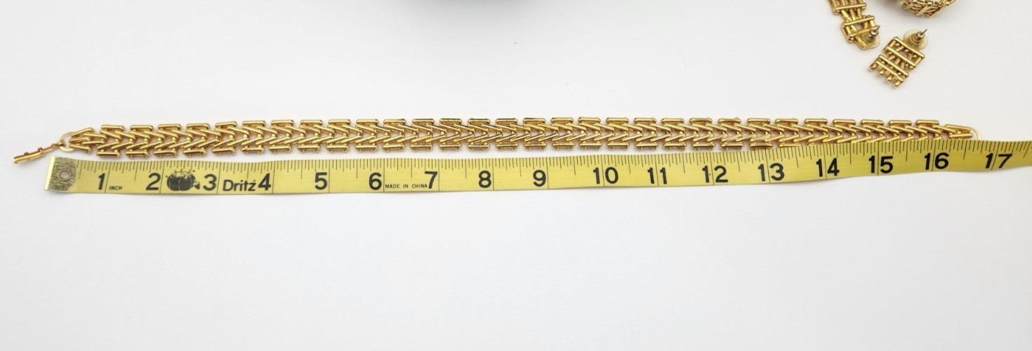 Modernist Classic Gold Tone Art parure set Necklace Bracelet Earrings Heavy 122G