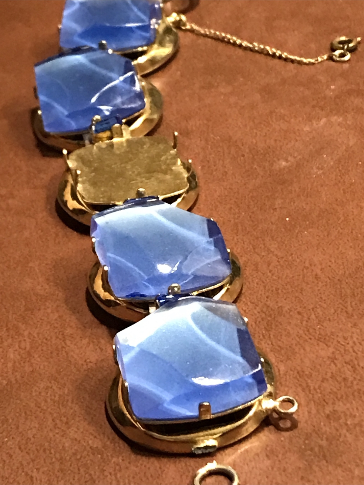 For Parts / TLC VTG Lucite Cabochon Clear Blue 5 Link Bracelet Thermoset Jewelry