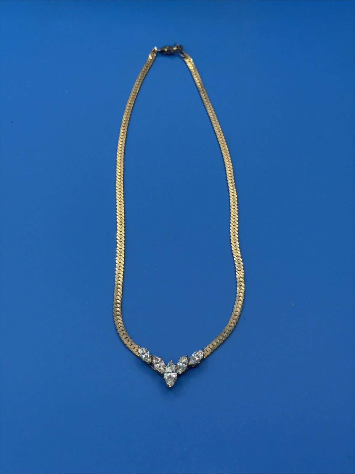Retro Gold Plated Necklace – V‑Shaped Marquise Crystal Pendant Elegant Vintage