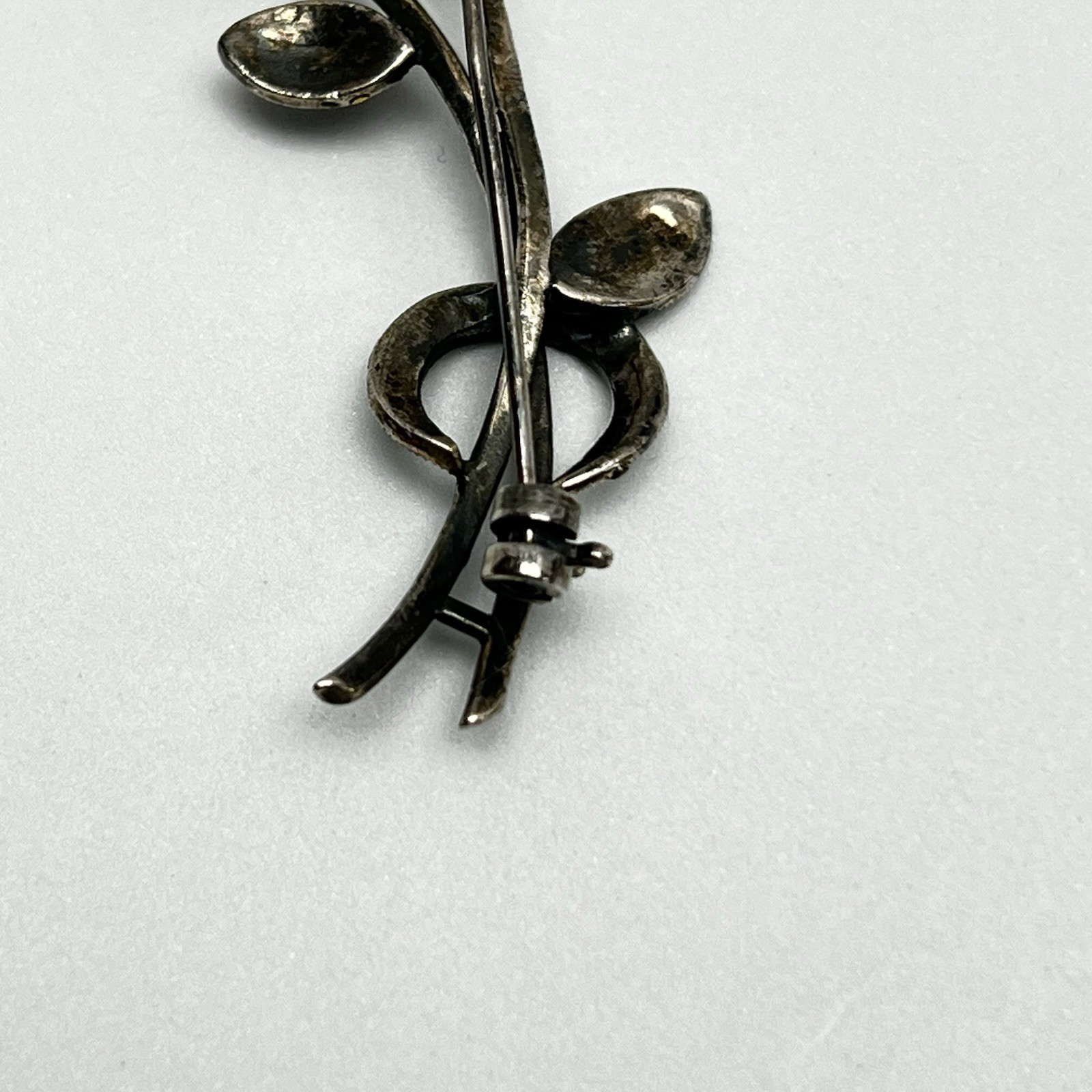 Vtg Silver Calla Lily Brushed Elongated Stems Marcasite Faux Pearls Pin Brooch