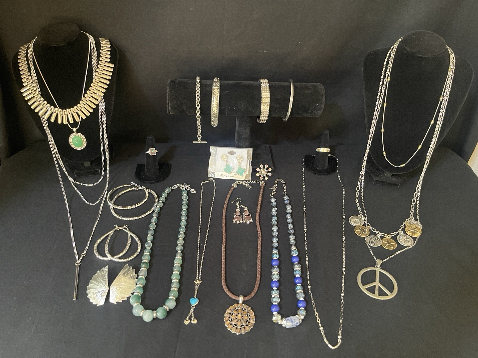 Vintage To Now Estate Lot Silver tone Jewelry Necklace Bracelet Earrings Ring
