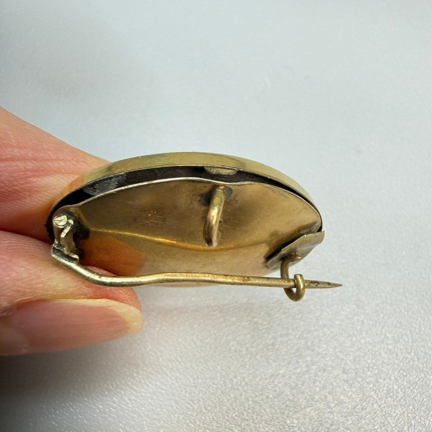 Antique Victorian Gold Filled Etched Oval Brooch Bale C Clasp READ