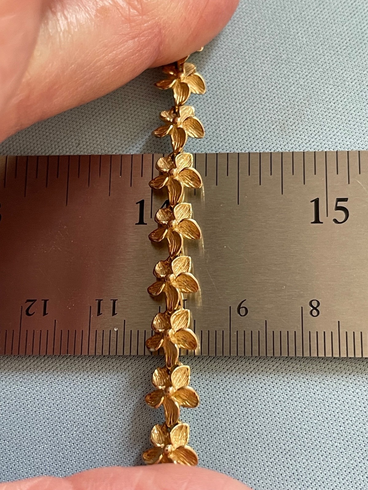 Vintage 14K Solid Yellow Gold Linked Plumeria Flowers 7″ Bracelet 10.5-11 Grams