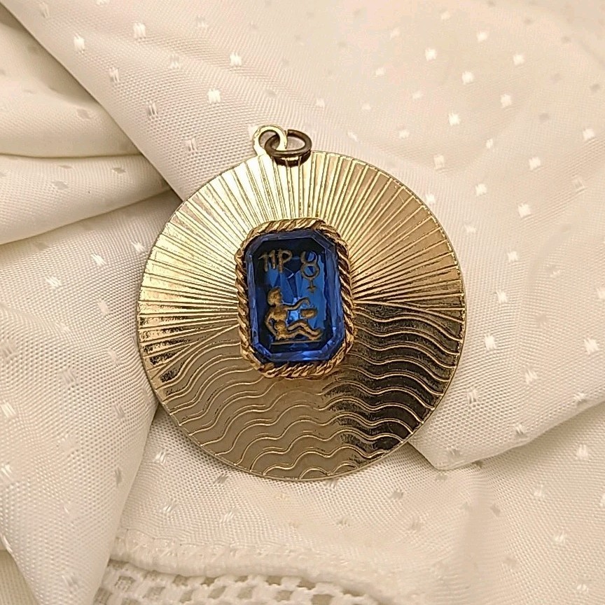 Virgo Zodiac Blue Glass Gold Tone Sunburst Pendant Etched Astrological Signs VTG