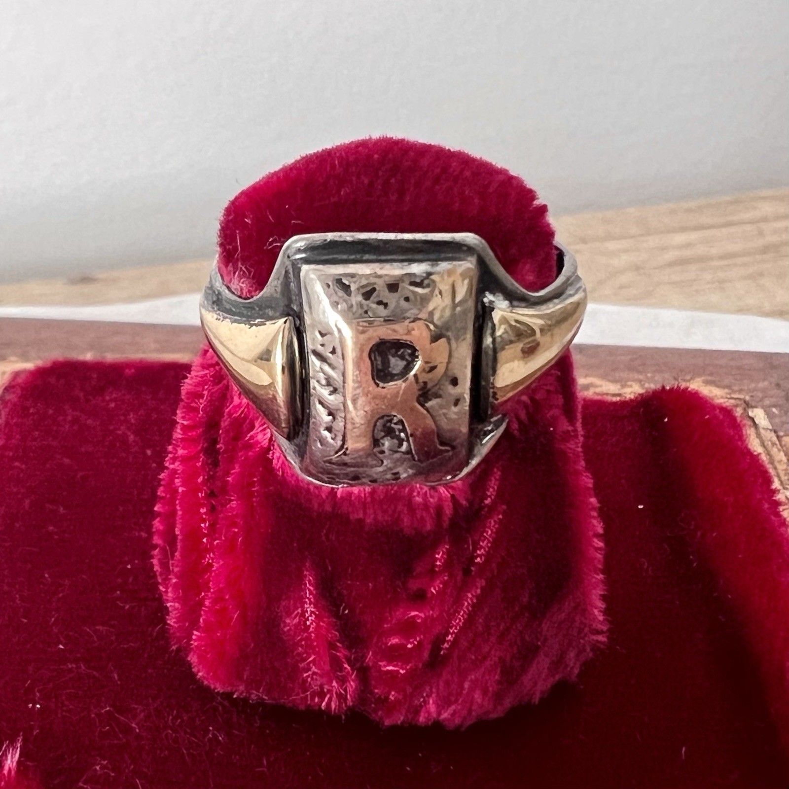 Antique Art Deco Ring Silver & Gold Signet Ring w/Case Monogram Initial R Sz 10