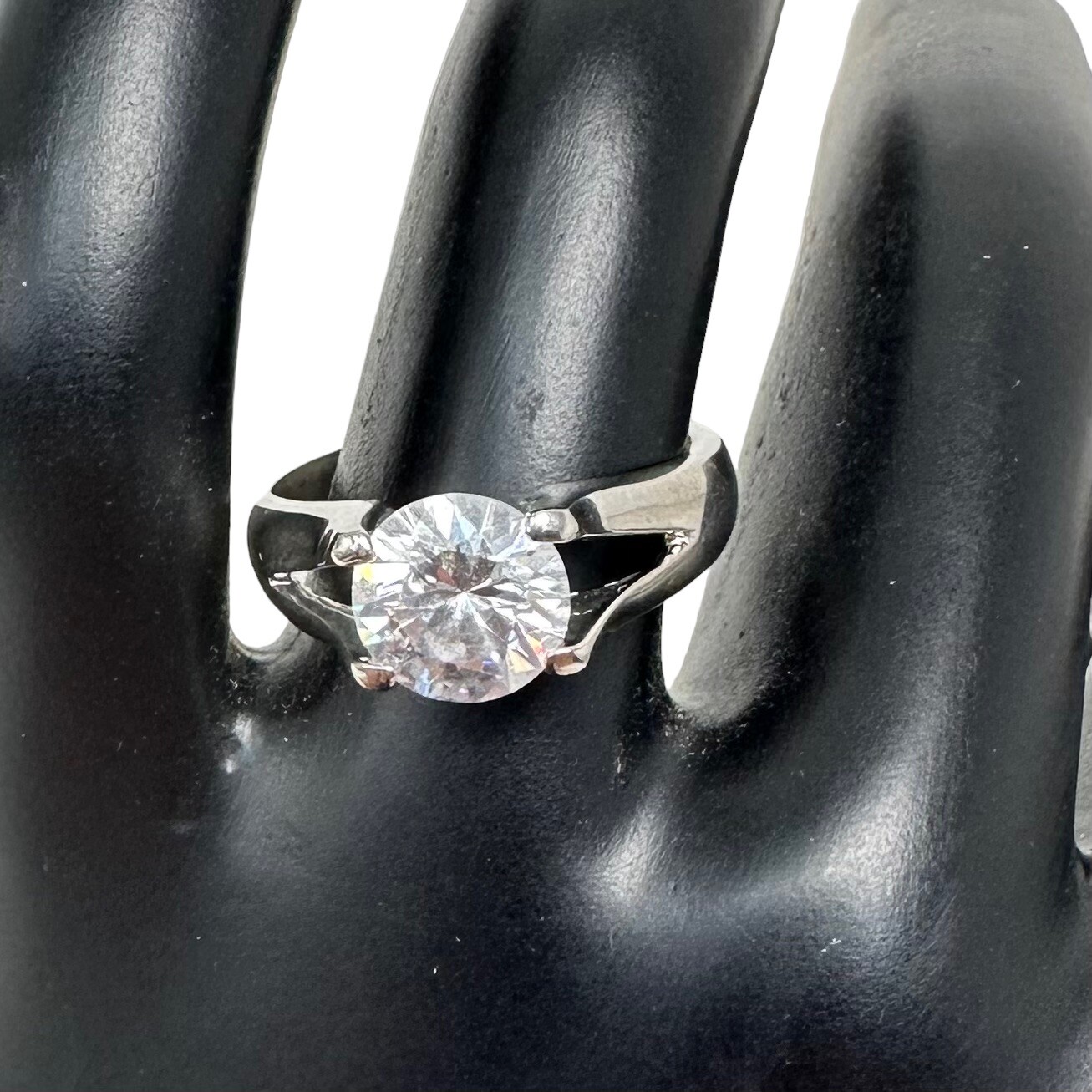 Vtg Silver Tone Round Solitaire Floating Rhinestone Costume Ring Size 7.5