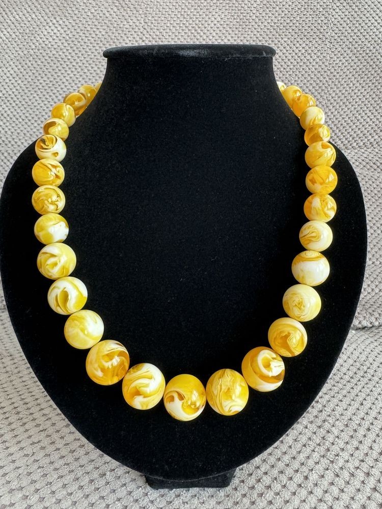 Rare Huge Natural Baltic Butterscotch Egg Yolk Amber Necklace – 93 g Graduated