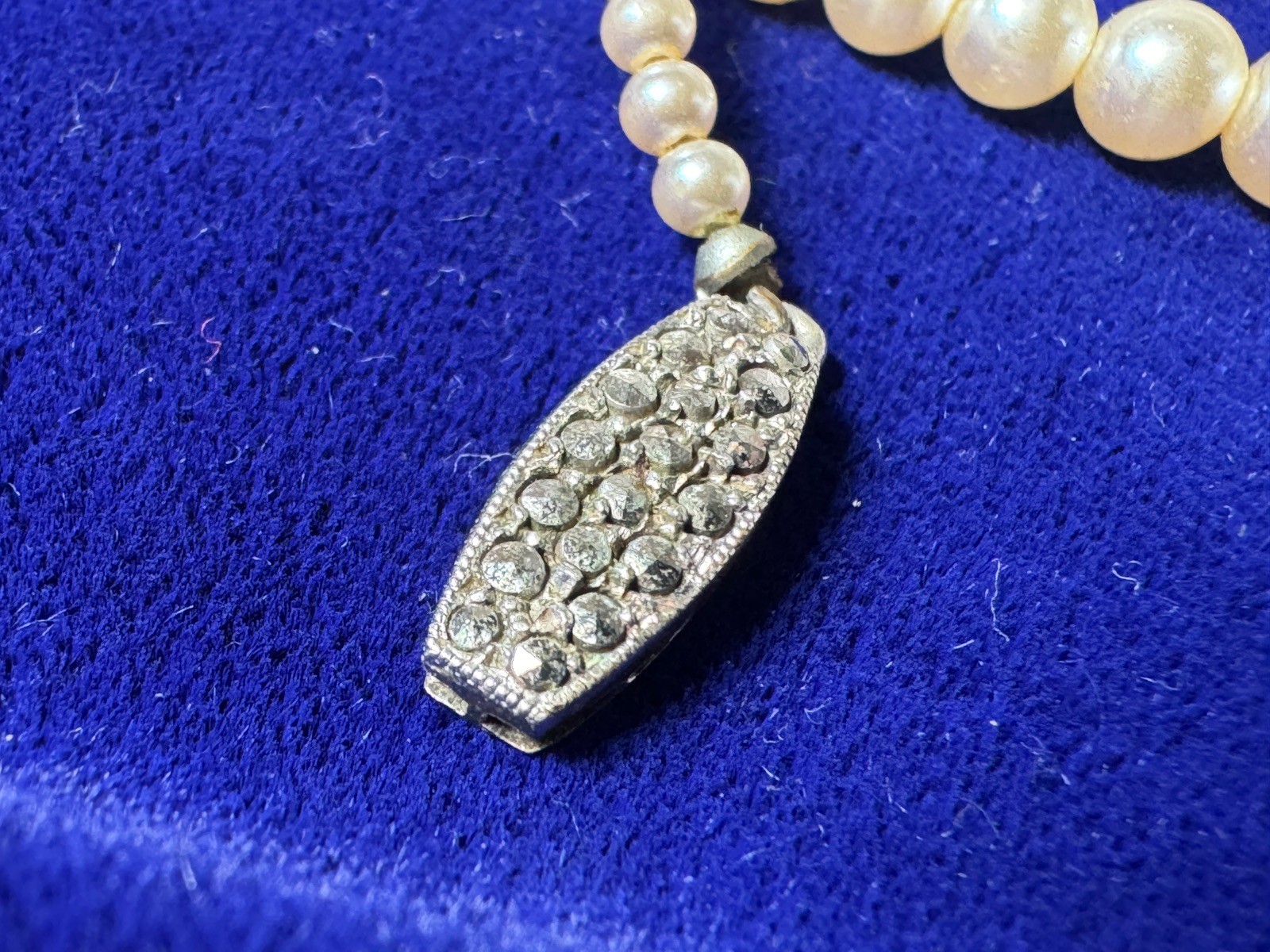Vintage c.1920’s ‘LAFAYE PEARLS’ Melbourne Australia Pearl Necklace Silver Clasp