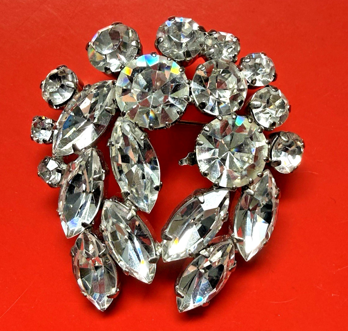 vintage Austria clear rhinestone brooch pin silver tone faceted crystals prongs