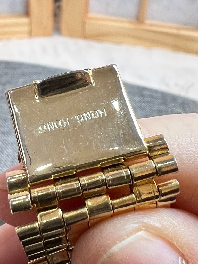 Vtg Gold Toned Link Bracelet Made in Hong Kong 7.5″L
