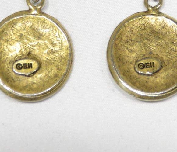 Vintage EH Gold Tone Dark Gem Centered Hook Back Earrings Lot 2416 lisasfinds