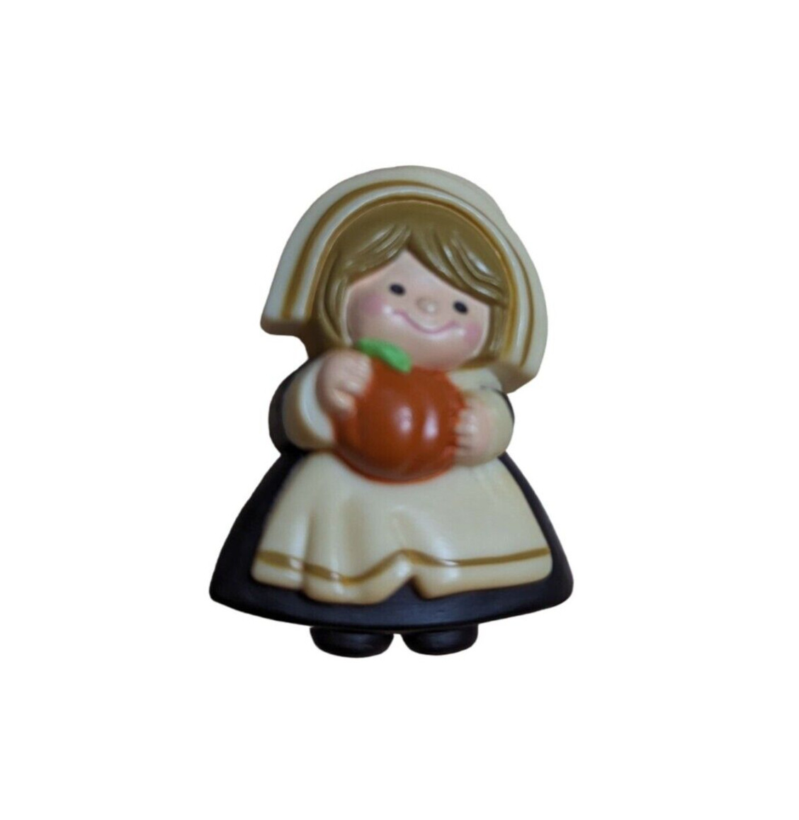 1983 Hallmark Cards Girl Pilgrim pin / brooch holding pumpkin cute cartoon