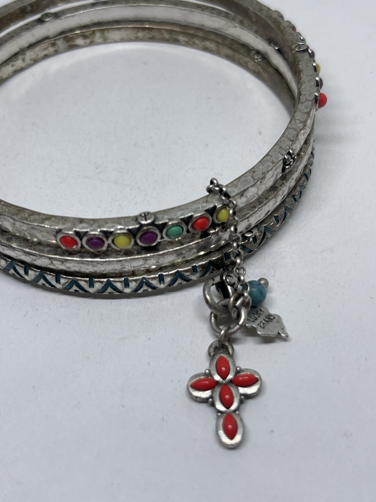 Lucky Brand 3 Silver Tone Bangles Set Etched Jeweled Hammered Bracelets Charm