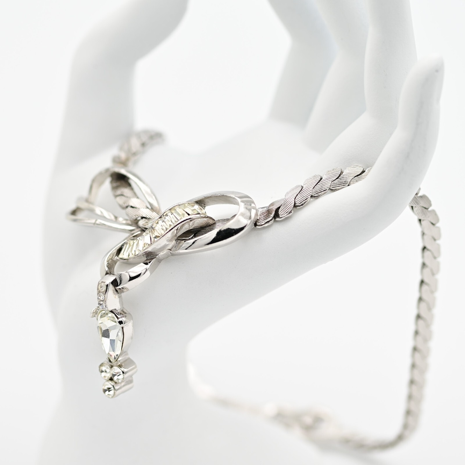 TARA Vintage Original White Gold Plated Silver Diamond Zirconia Pendant Necklace