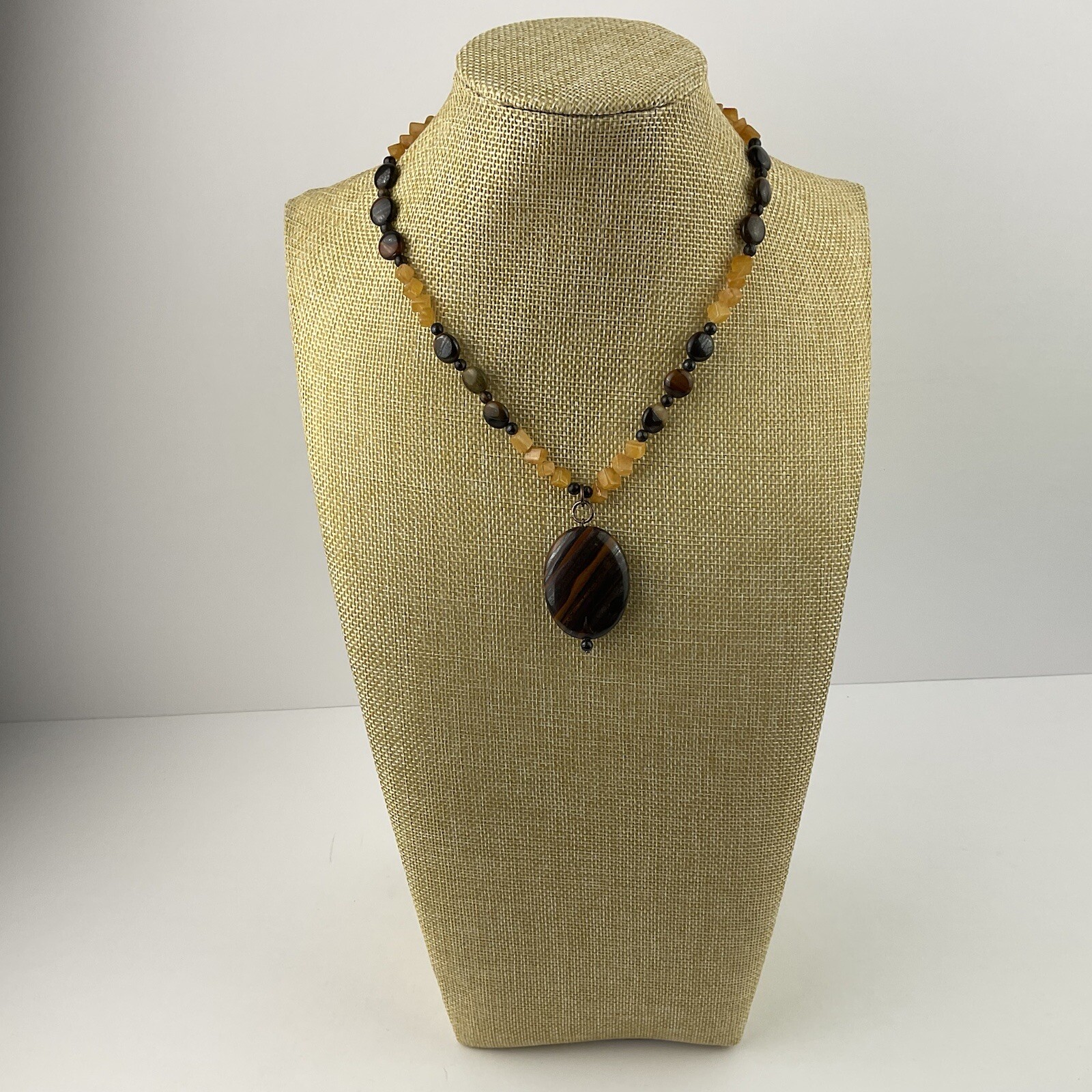 Vtg Genuine Brown Gold Tiger Iron Pendant Yellow Citrine Beaded Necklace Sz 17″
