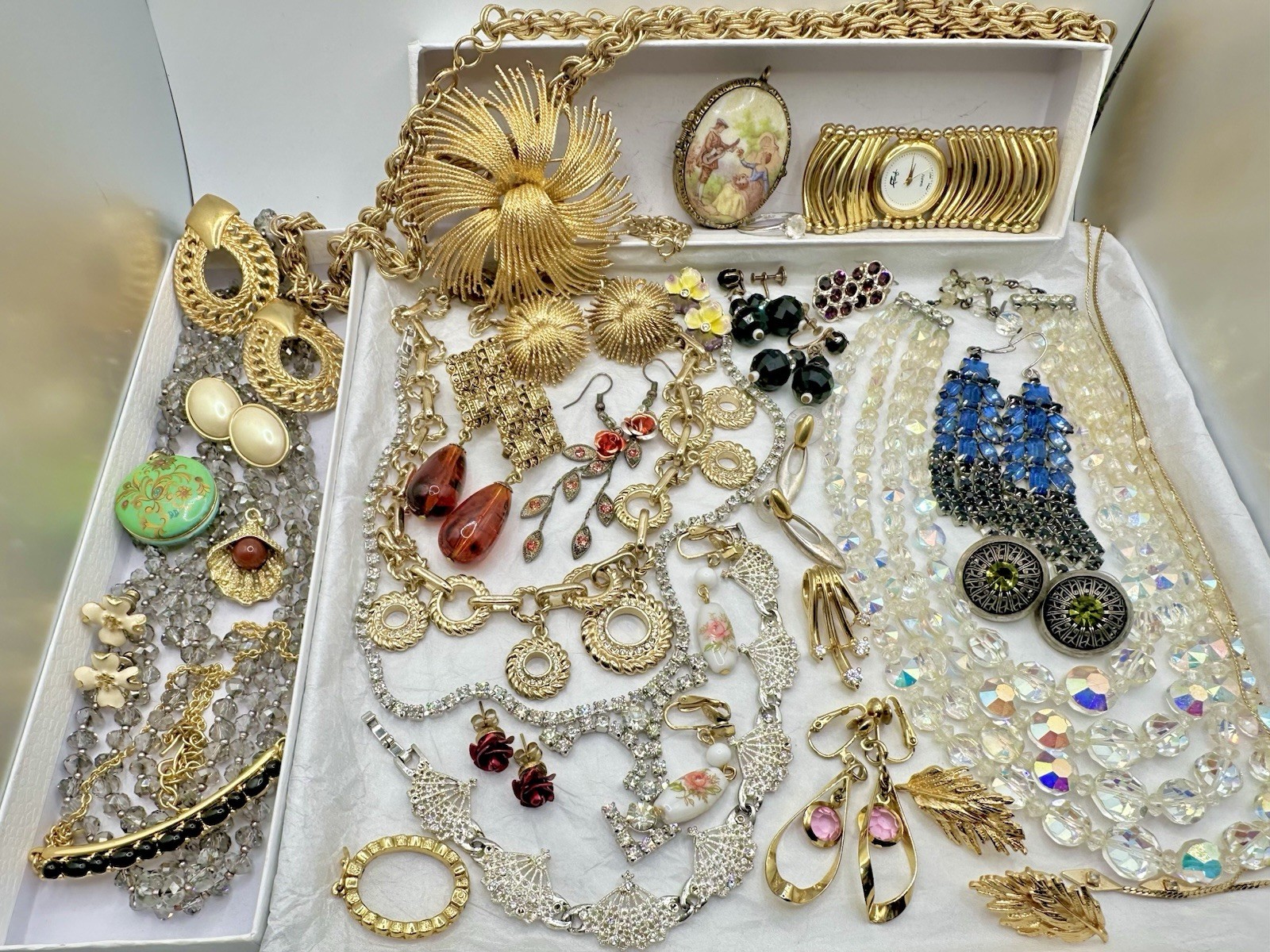 Antique VTG Estate Jewelry Gold Tone Monet Avon Crystal Romantic Sparkle Read