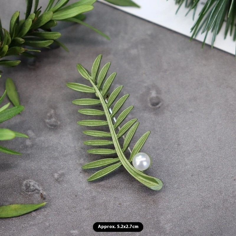 Vintage Green Color Plant Pearls Brooch Pin Flower Brooch For Women Jewelry Gift