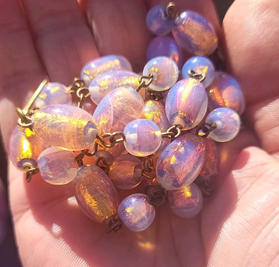 RARE ANTIQUE FIREY OPAL GOLD FOIL MILKY LILAC PINK GLASS BEAD WIRE NECKLACE SET