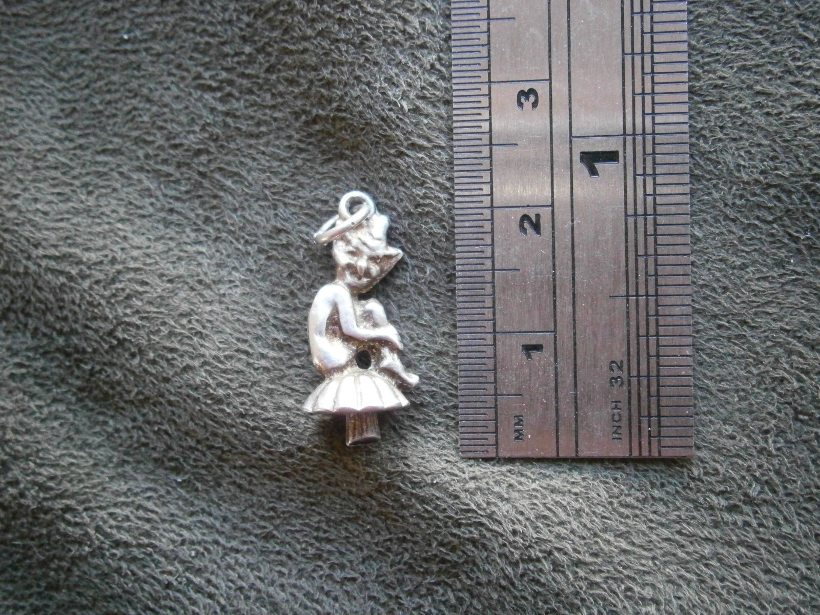Cornish Piskie Pixie on Toadstool Vintage Sterling Silver Bracelet Charm 2.0g