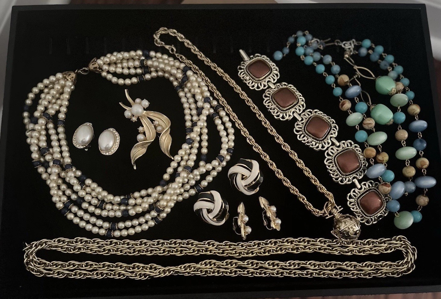 Vintage Estate Jewlery Lot Of 10 Earrings Pearl Crystal Gold Brooch Necklace