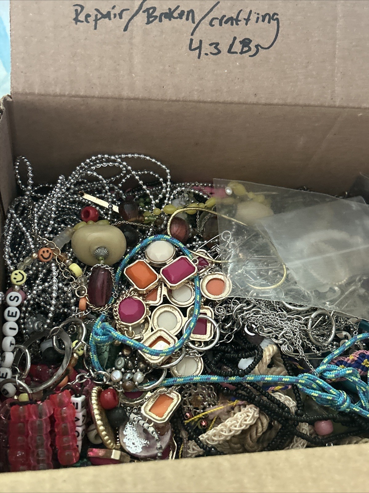 HUGE 9.5 lbs Jewelry Lot WEARABLE & REPAIR CRAFTING Unsearched VTG/NOW ESTATE
